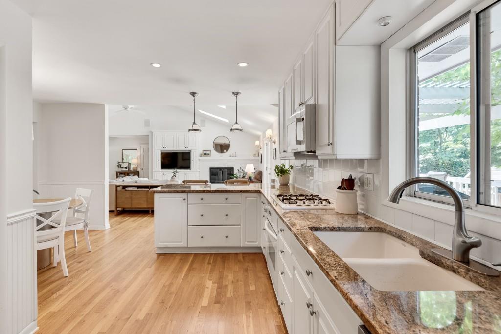1448 Diamond Head Circle