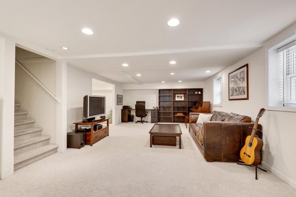 1448 Diamond Head Circle