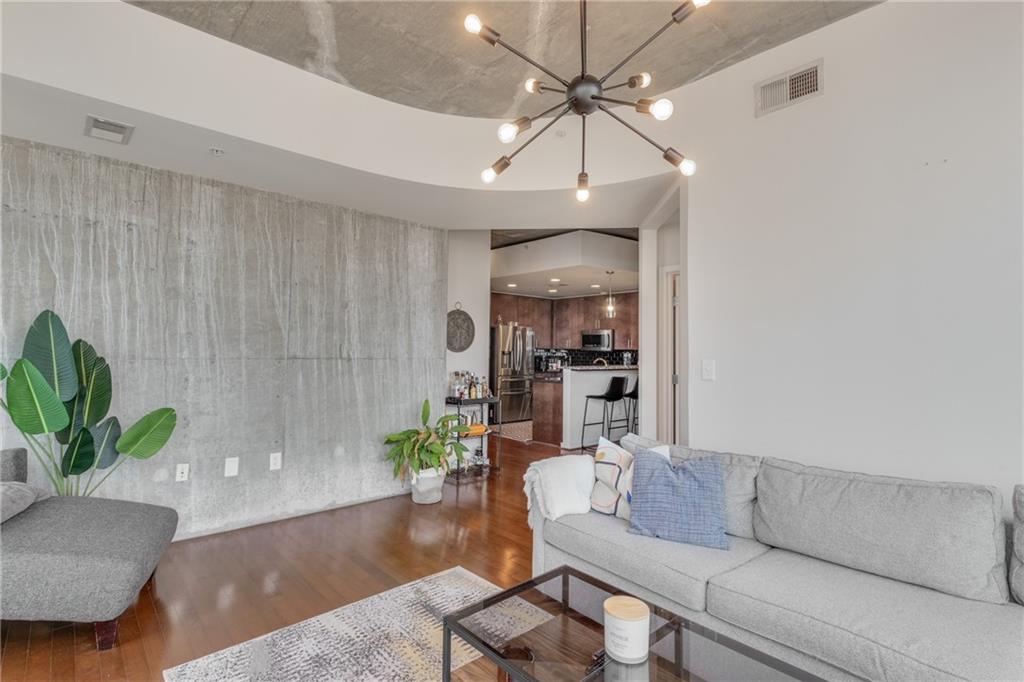 860 Peachtree Street NE Unit 2001