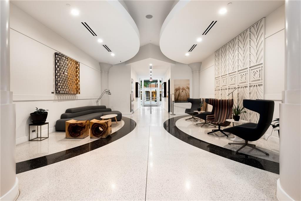 860 Peachtree Street NE Unit 2001