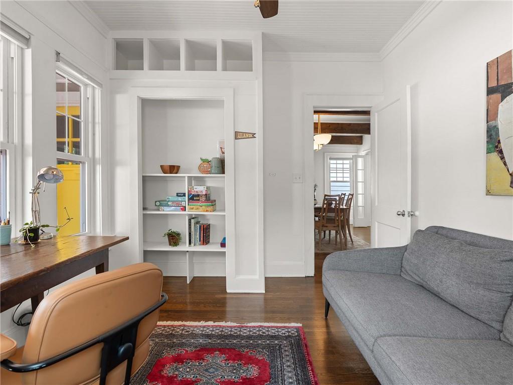 952 Northern Avenue SE