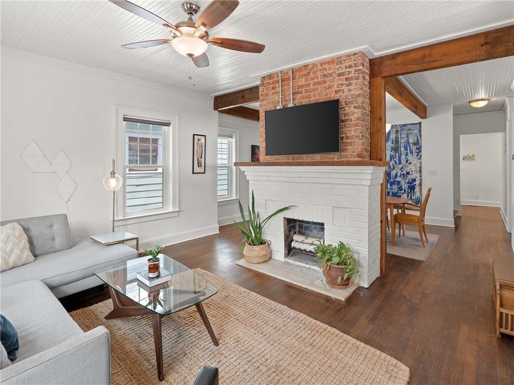 952 Northern Avenue SE