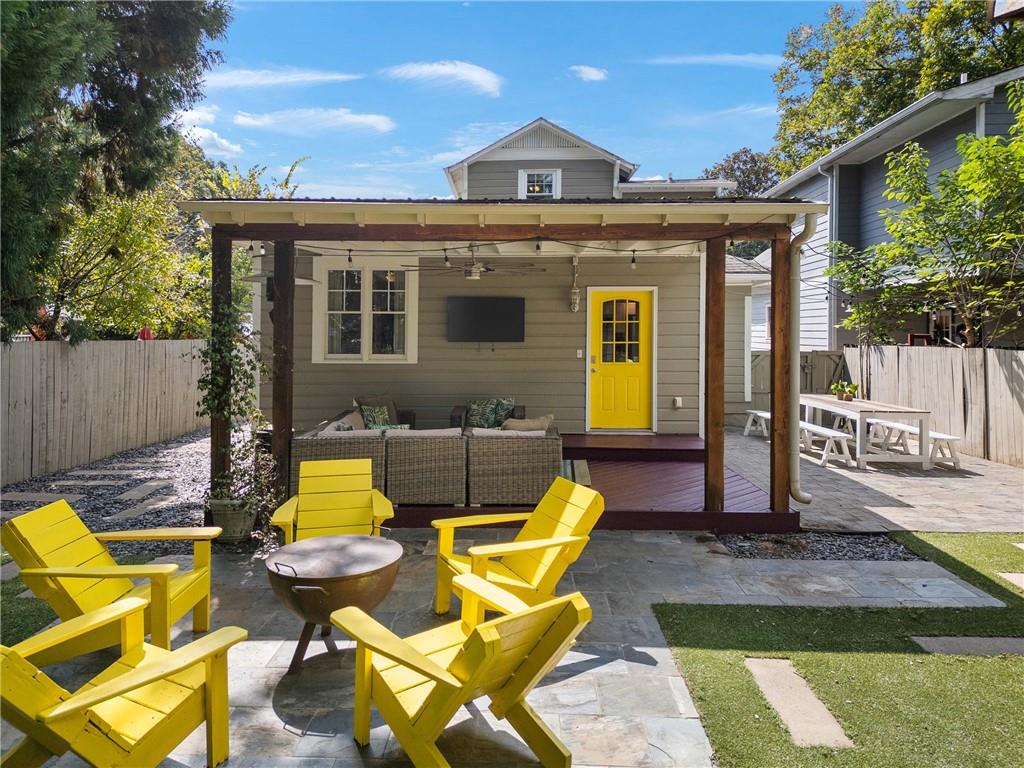 952 Northern Avenue SE