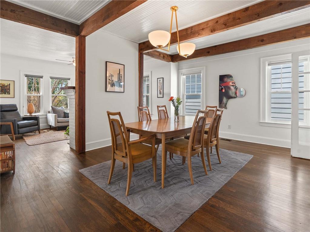 952 Northern Avenue SE