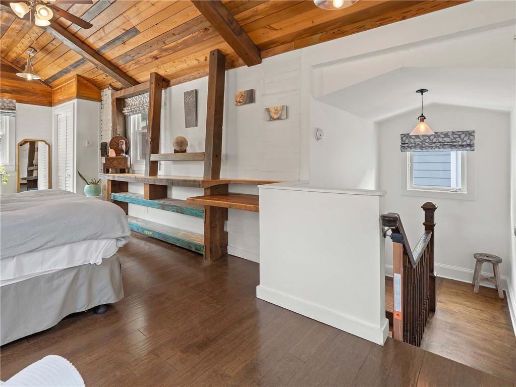 952 Northern Avenue SE