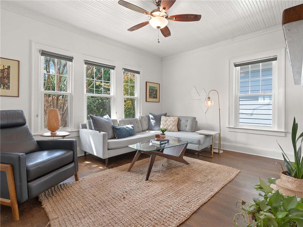 952 Northern Avenue SE