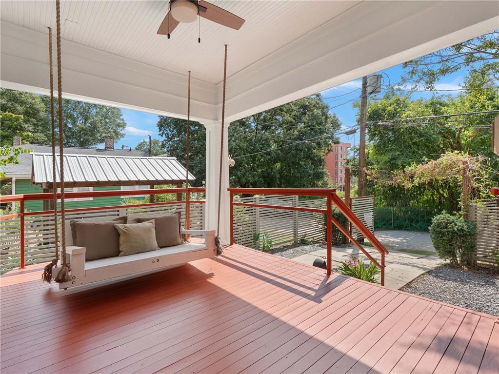 952 Northern Avenue SE