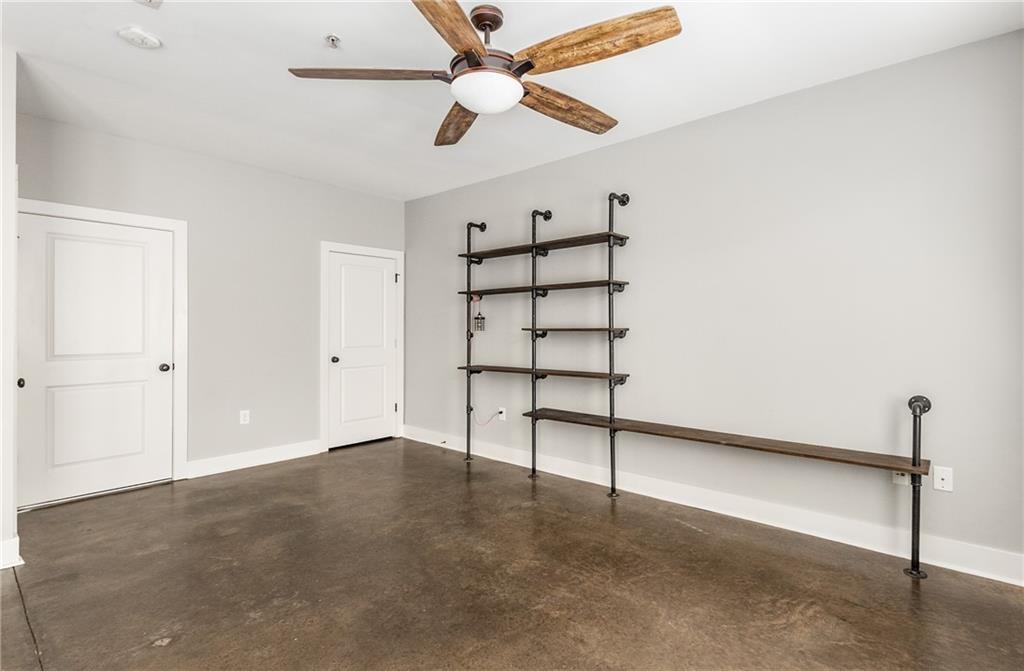 1300 Dekalb Avenue NE Unit 211