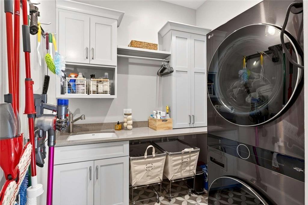 1069 Cumberland Road NE