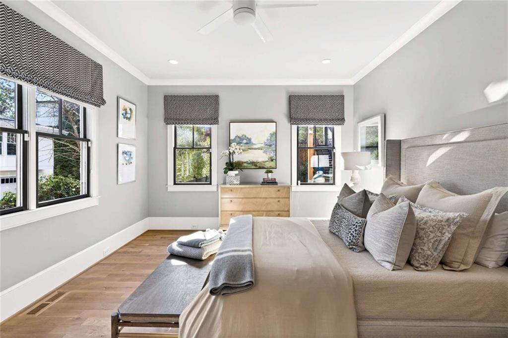 1069 Cumberland Road NE