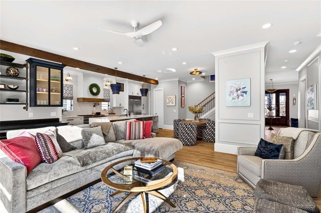 1069 Cumberland Road NE