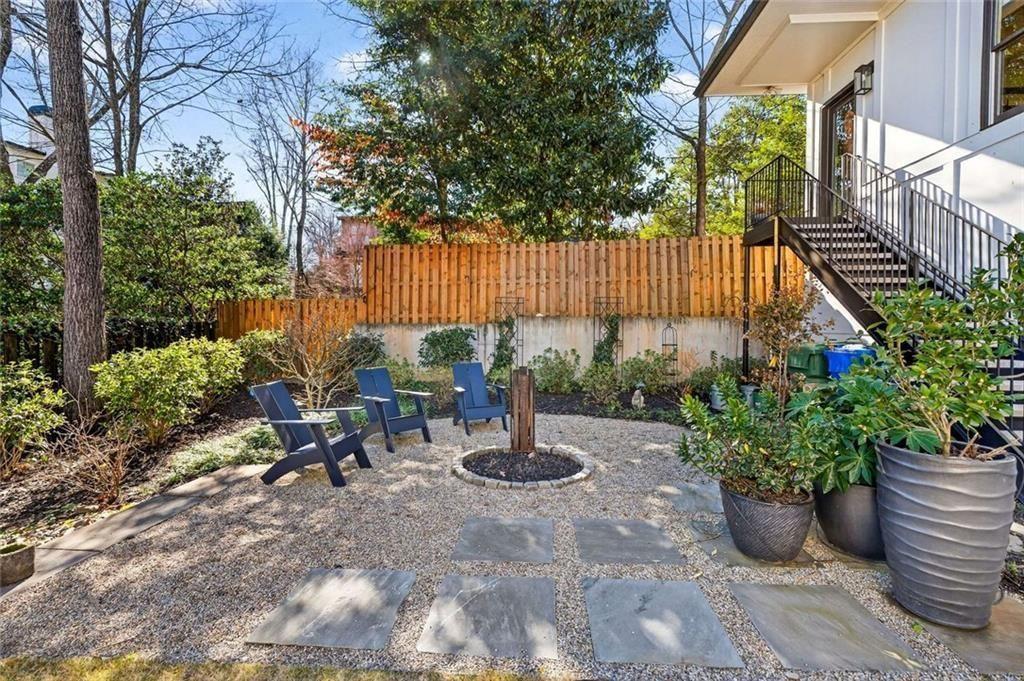 1069 Cumberland Road NE