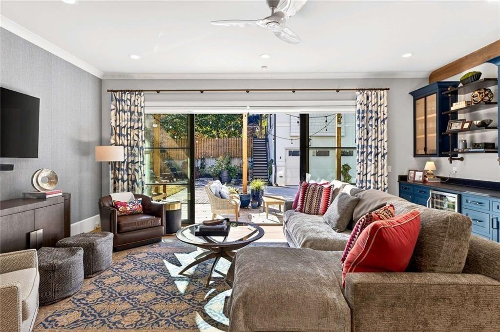 1069 Cumberland Road NE