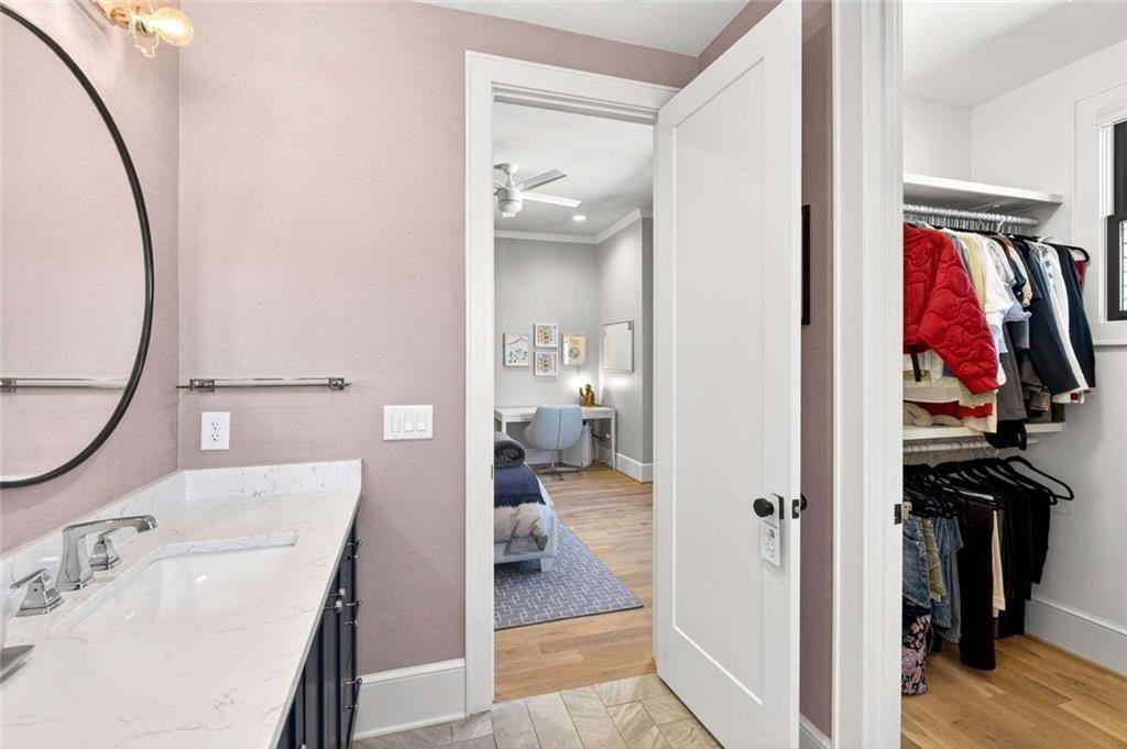 1069 Cumberland Road NE