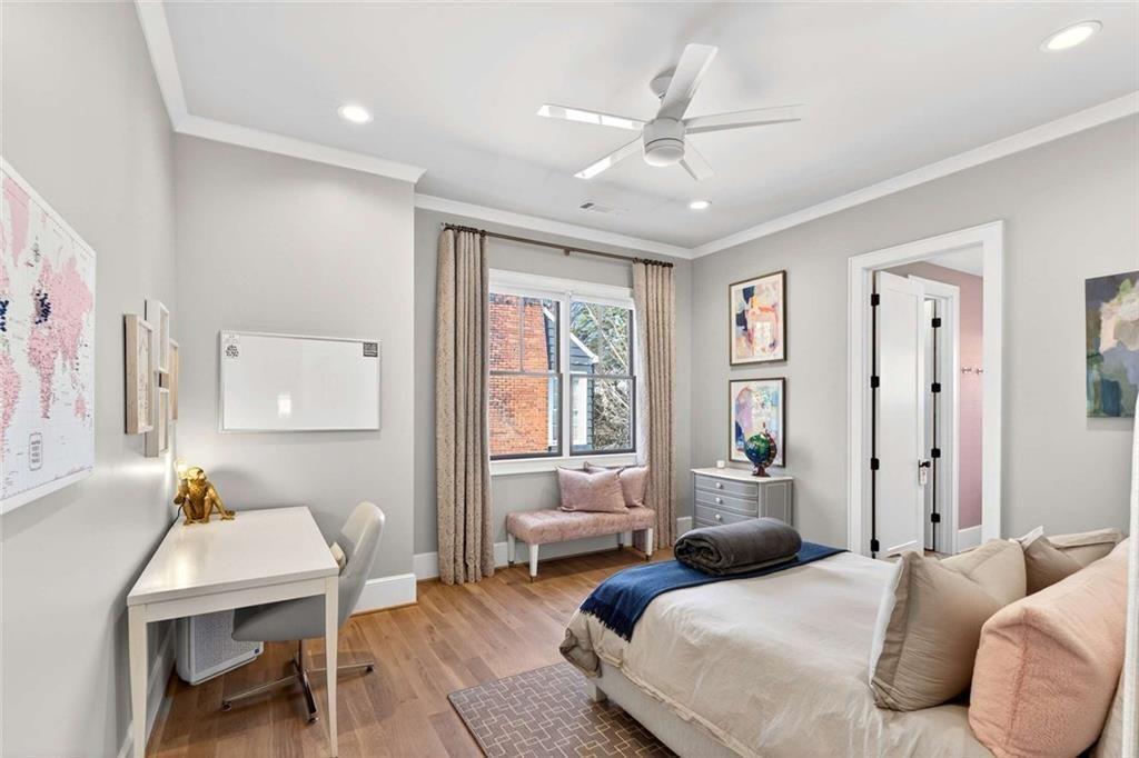 1069 Cumberland Road NE