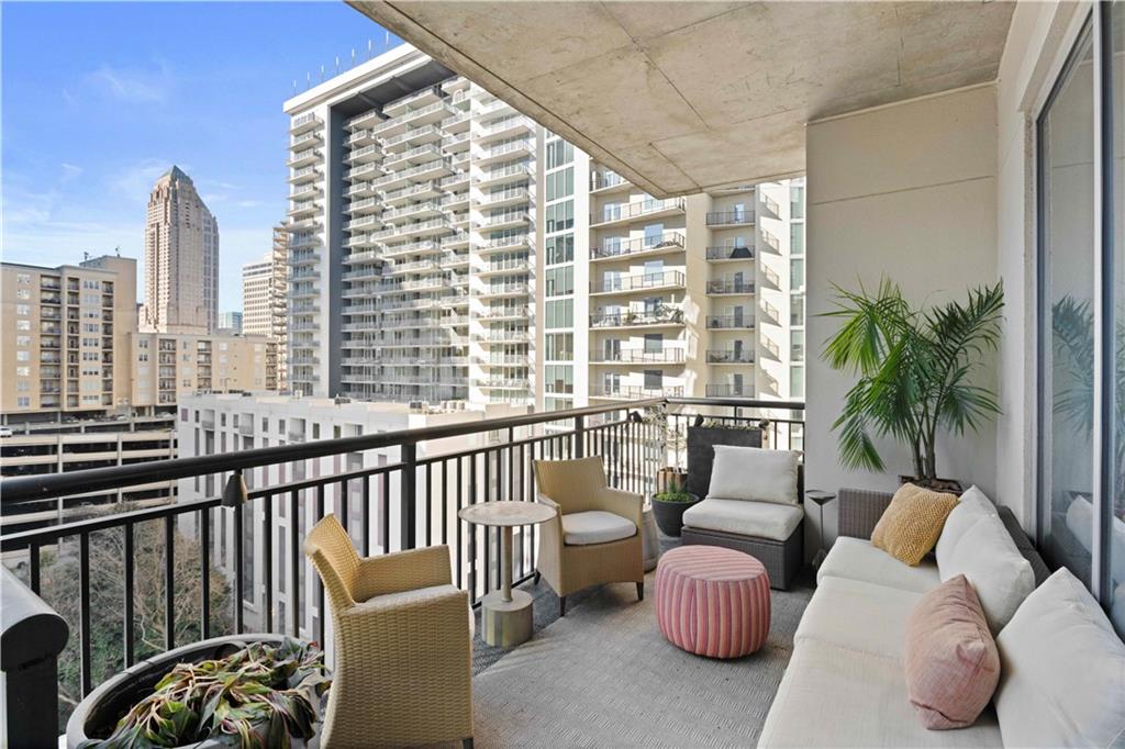 222 12th Street Unit 1503