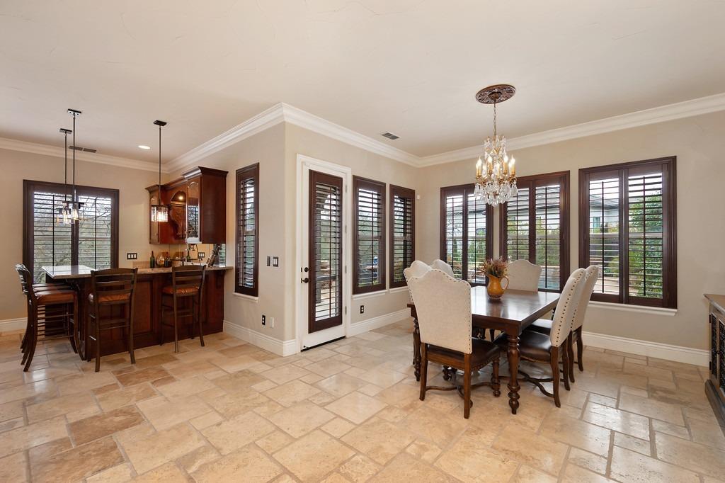 1161 Lomond Drive