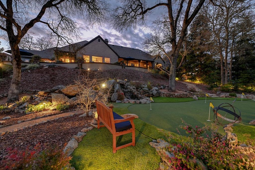 1161 Lomond Drive