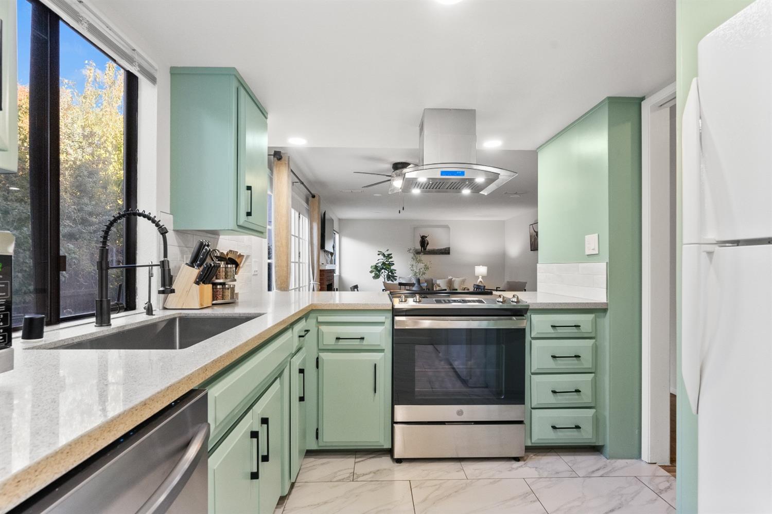 5170 Riverside Boulevard