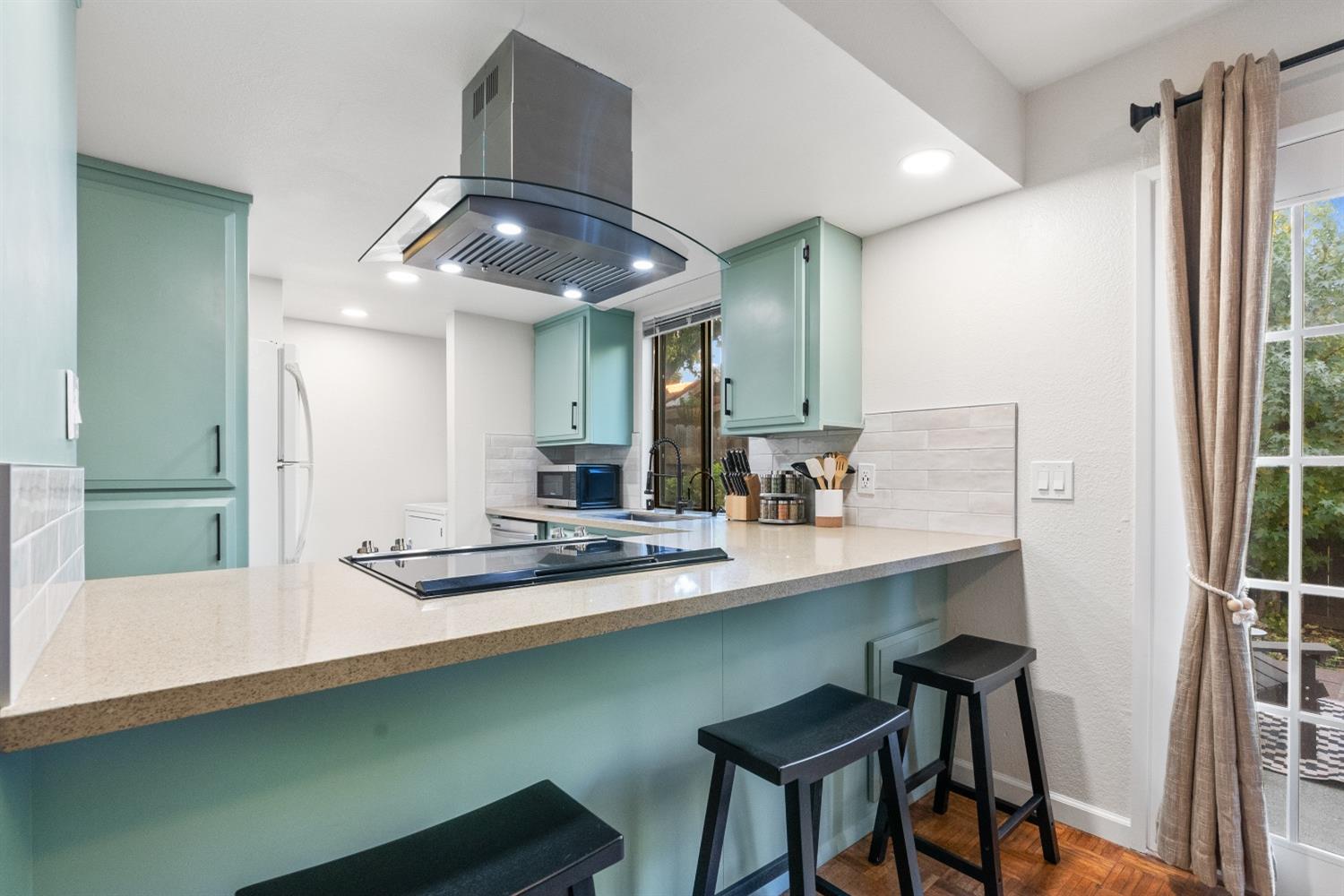 5170 Riverside Boulevard