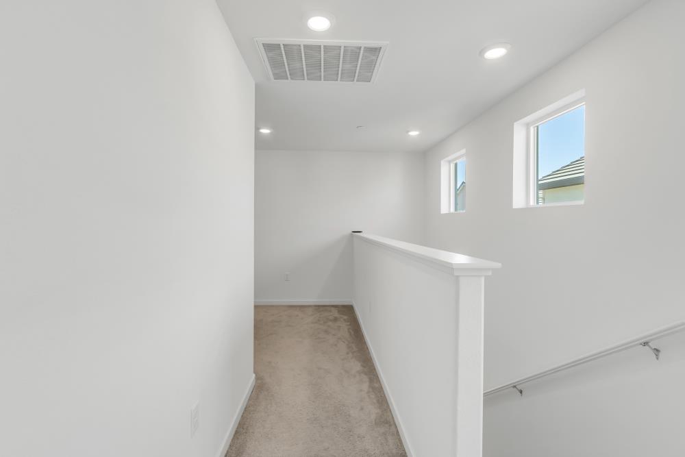 7657 Bracer Way