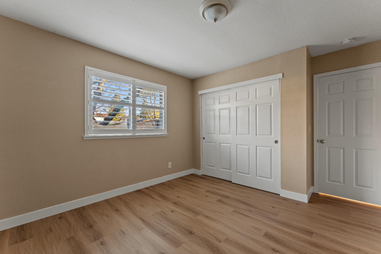 8631 Hummingbird Way