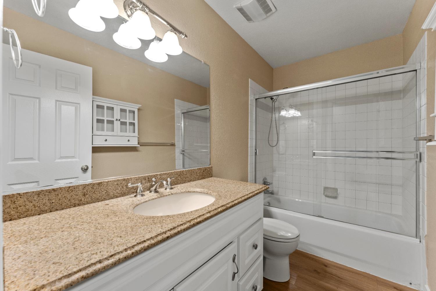 8631 Hummingbird Way