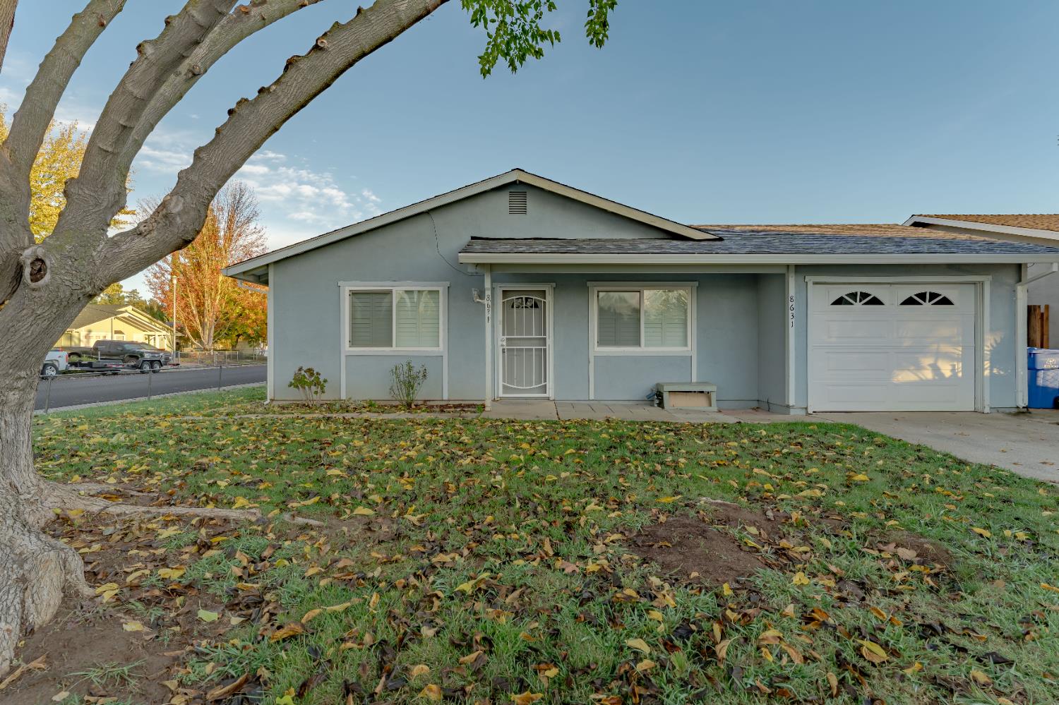 8631 Hummingbird Way