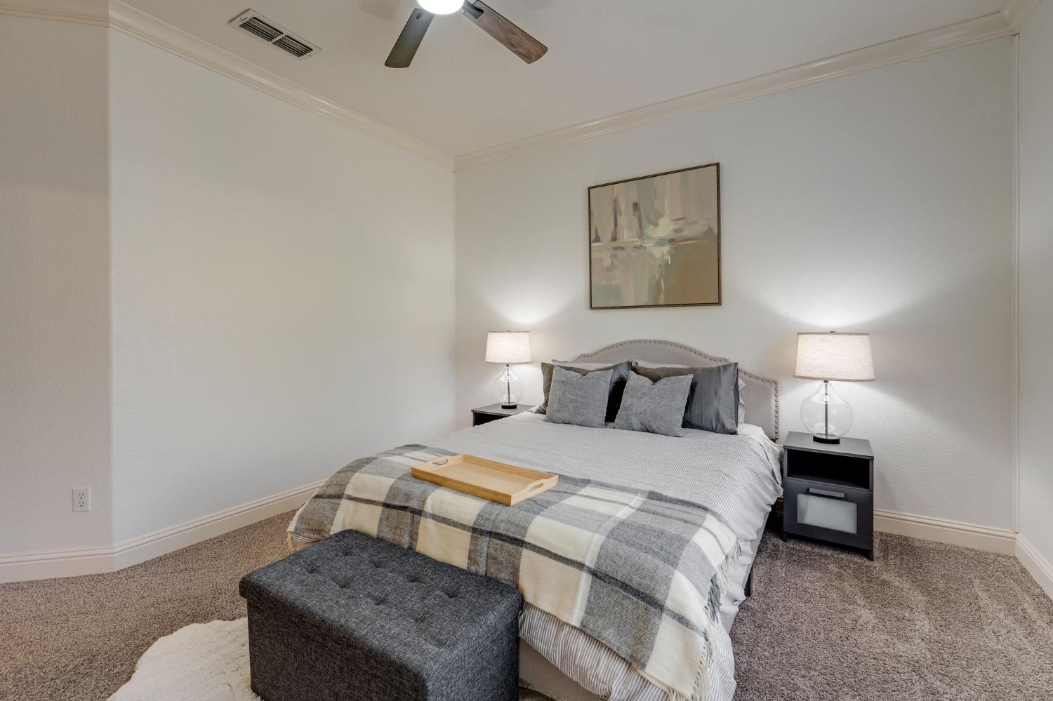 9904 Prairie Dunes Way