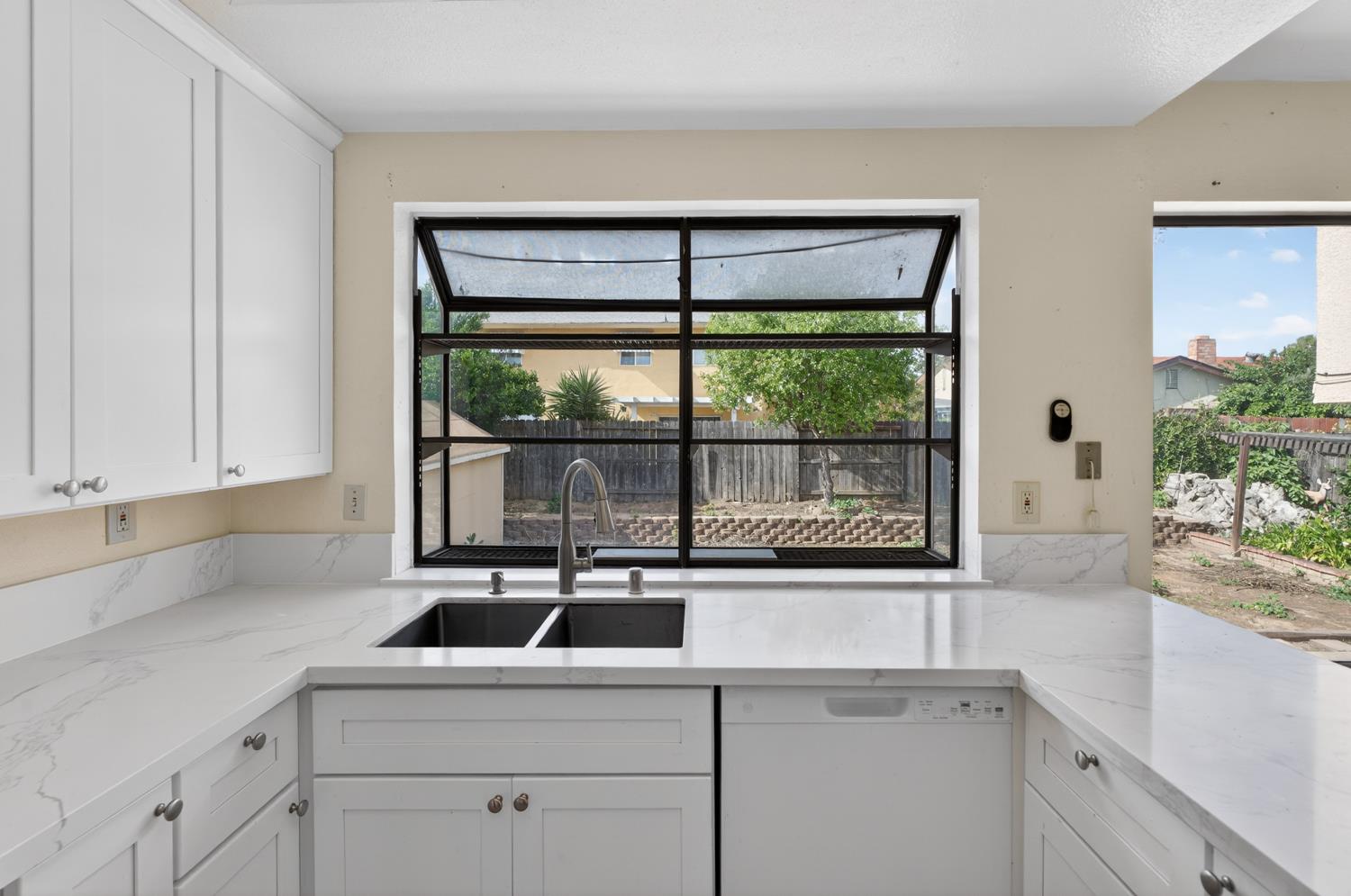 6875 Rancho Pico Way