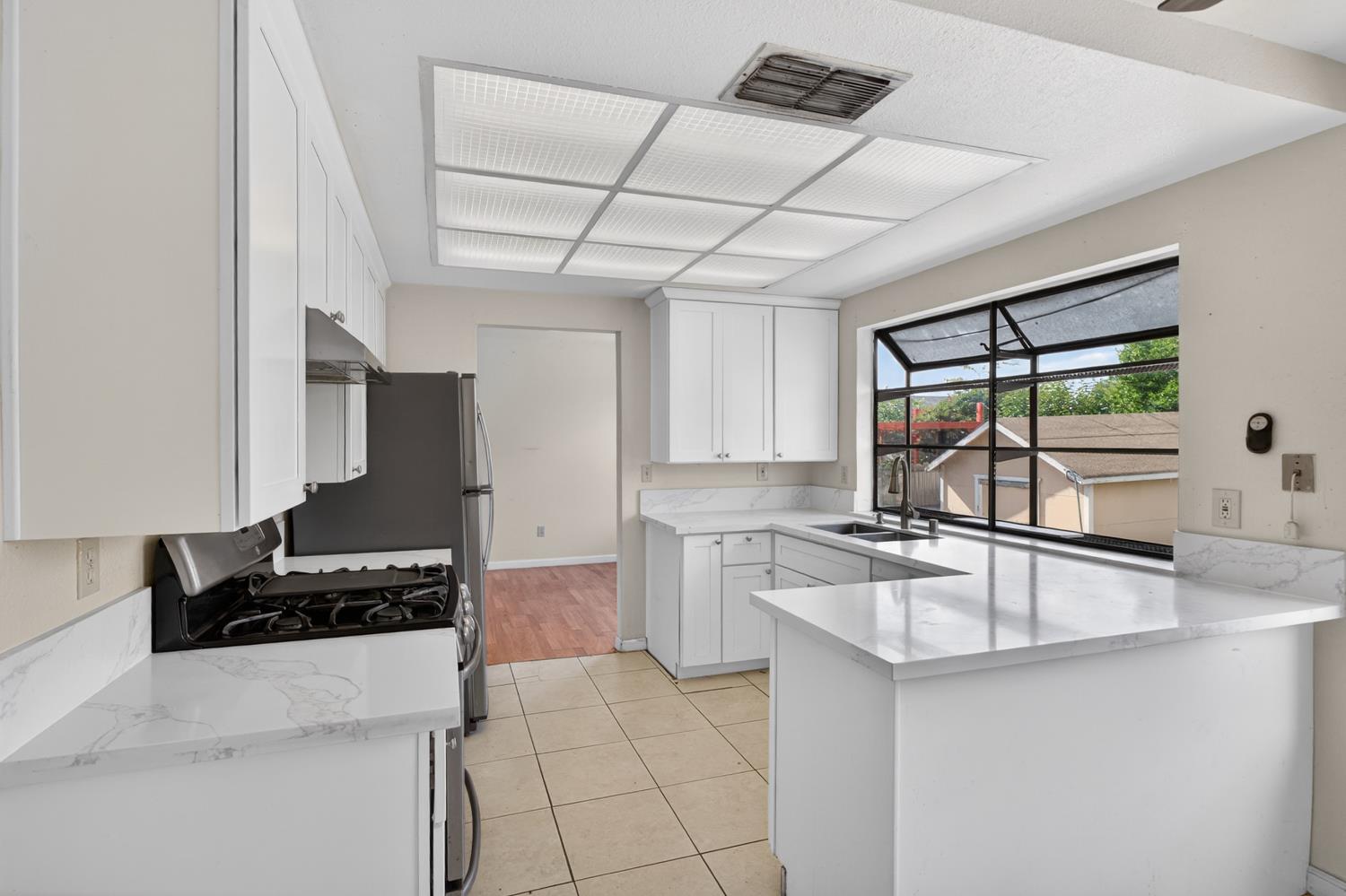 6875 Rancho Pico Way