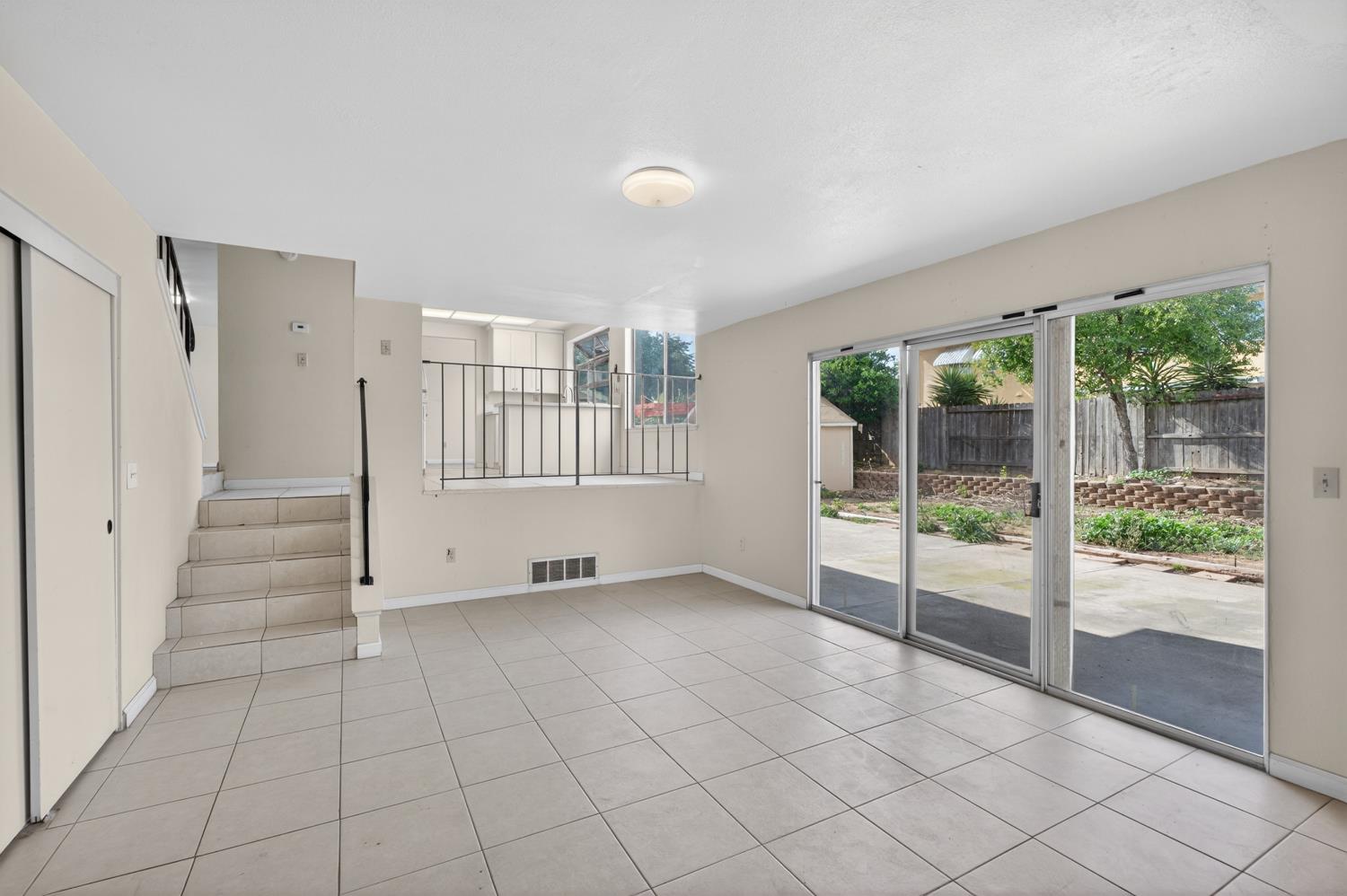 6875 Rancho Pico Way