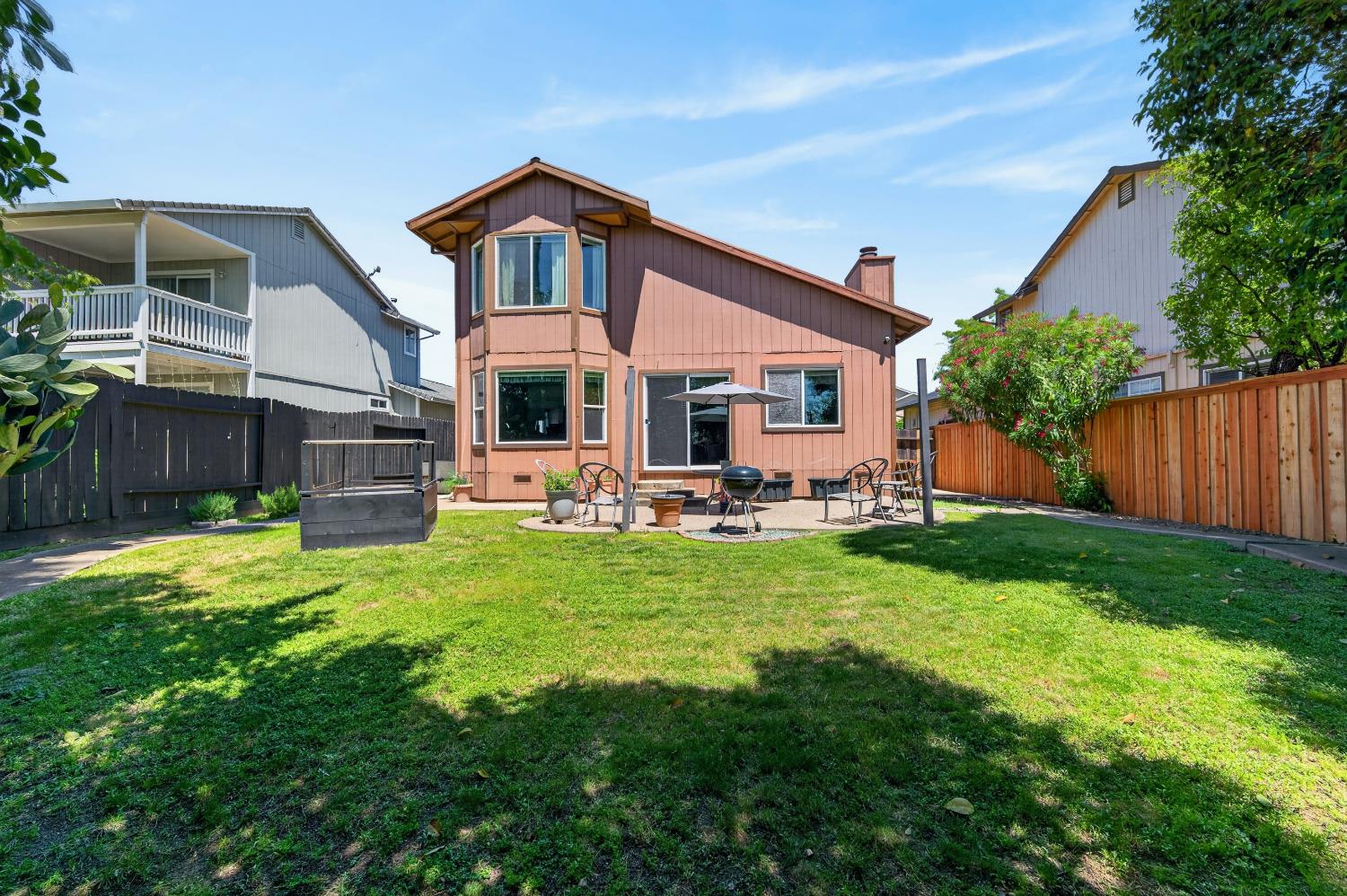 153 Creekside Circle