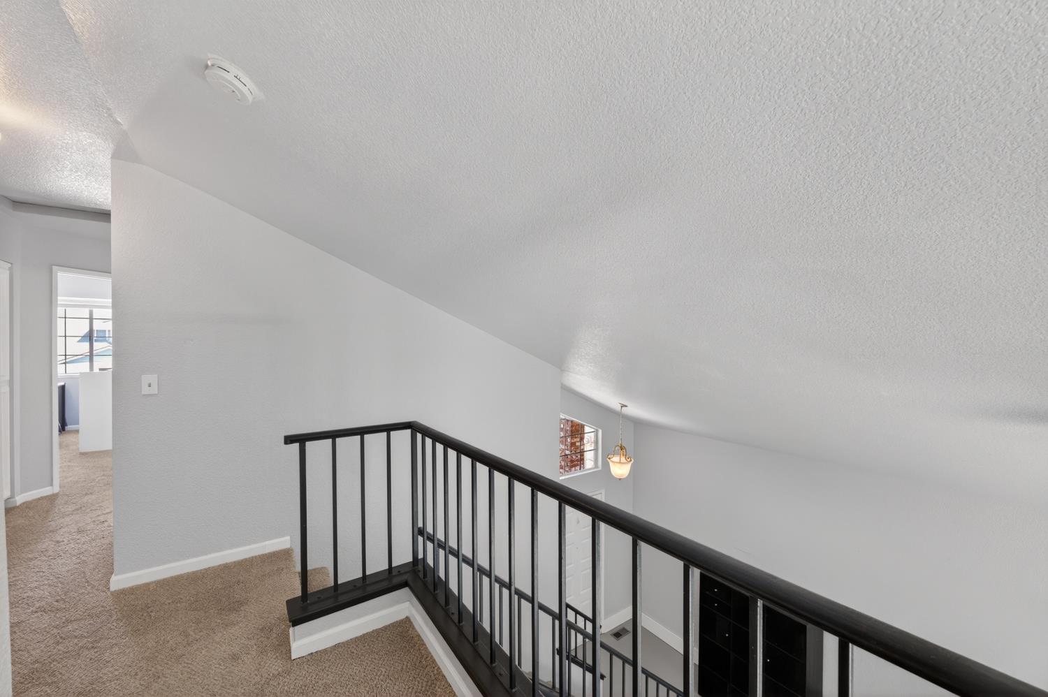 153 Creekside Circle