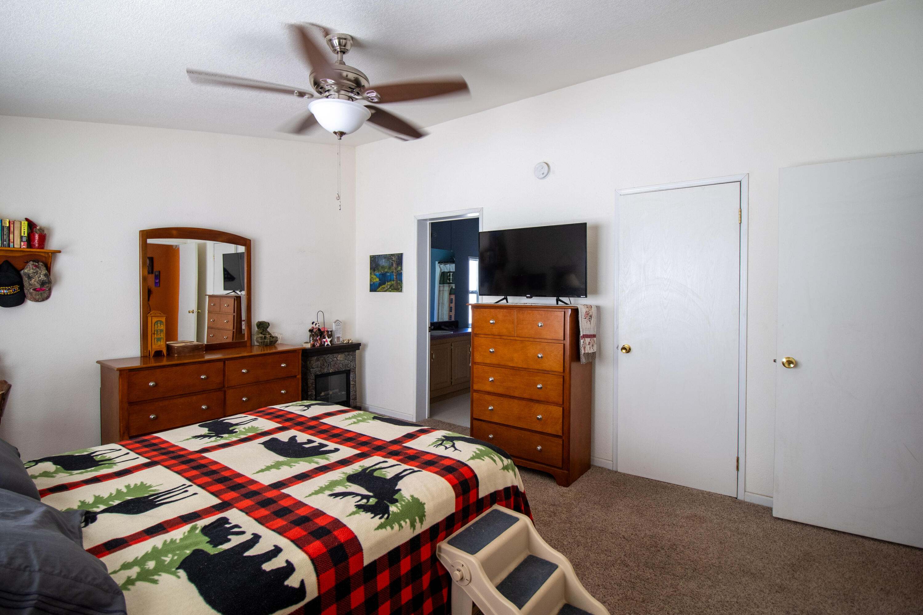 35218 Tule River Drive