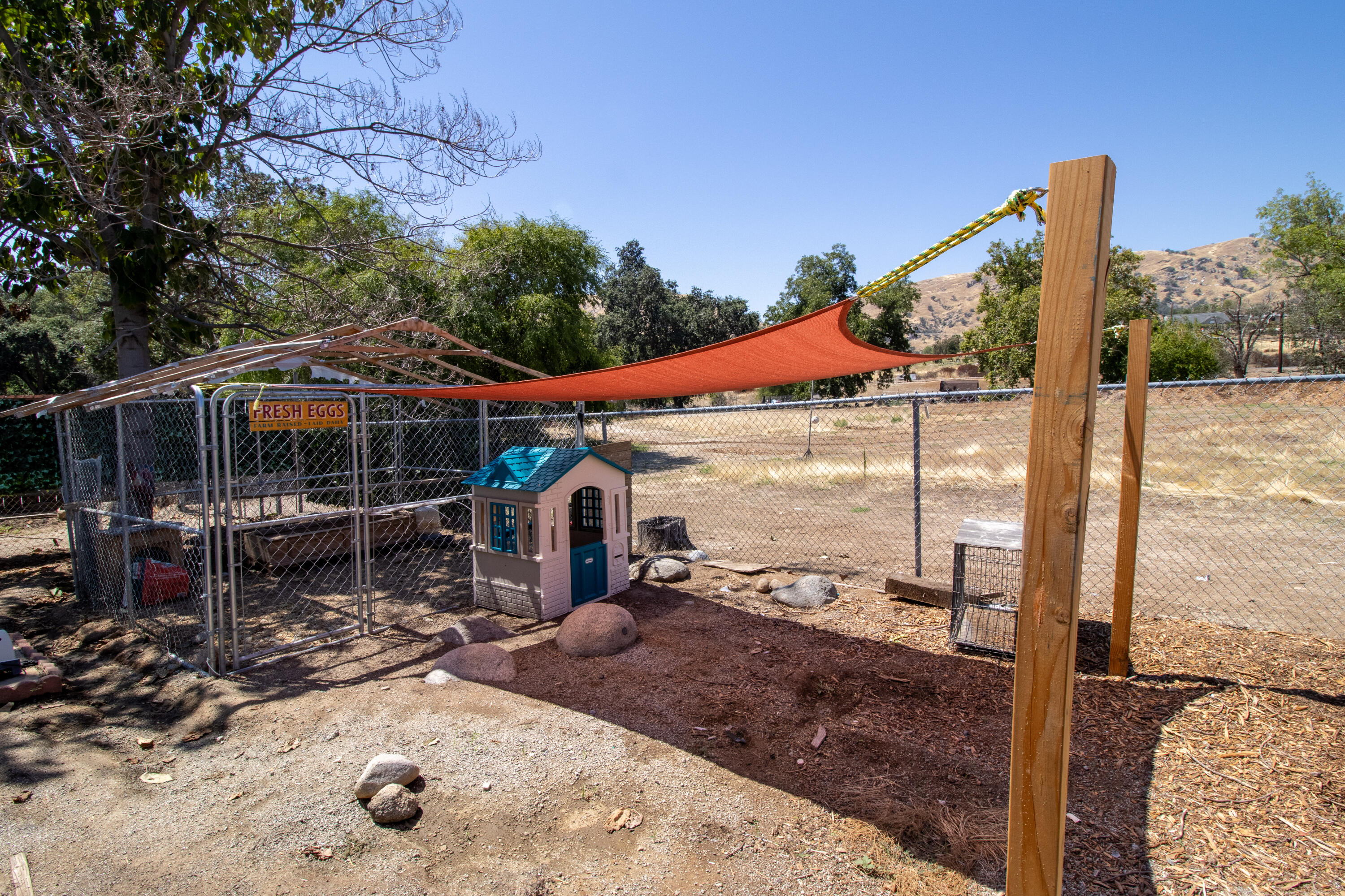 35218 Tule River Drive