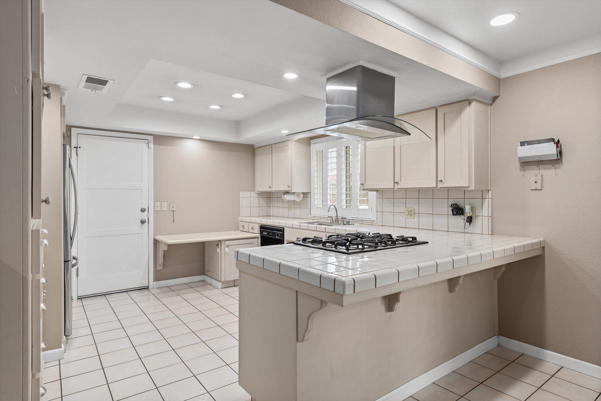 150 N Silver Maple Way