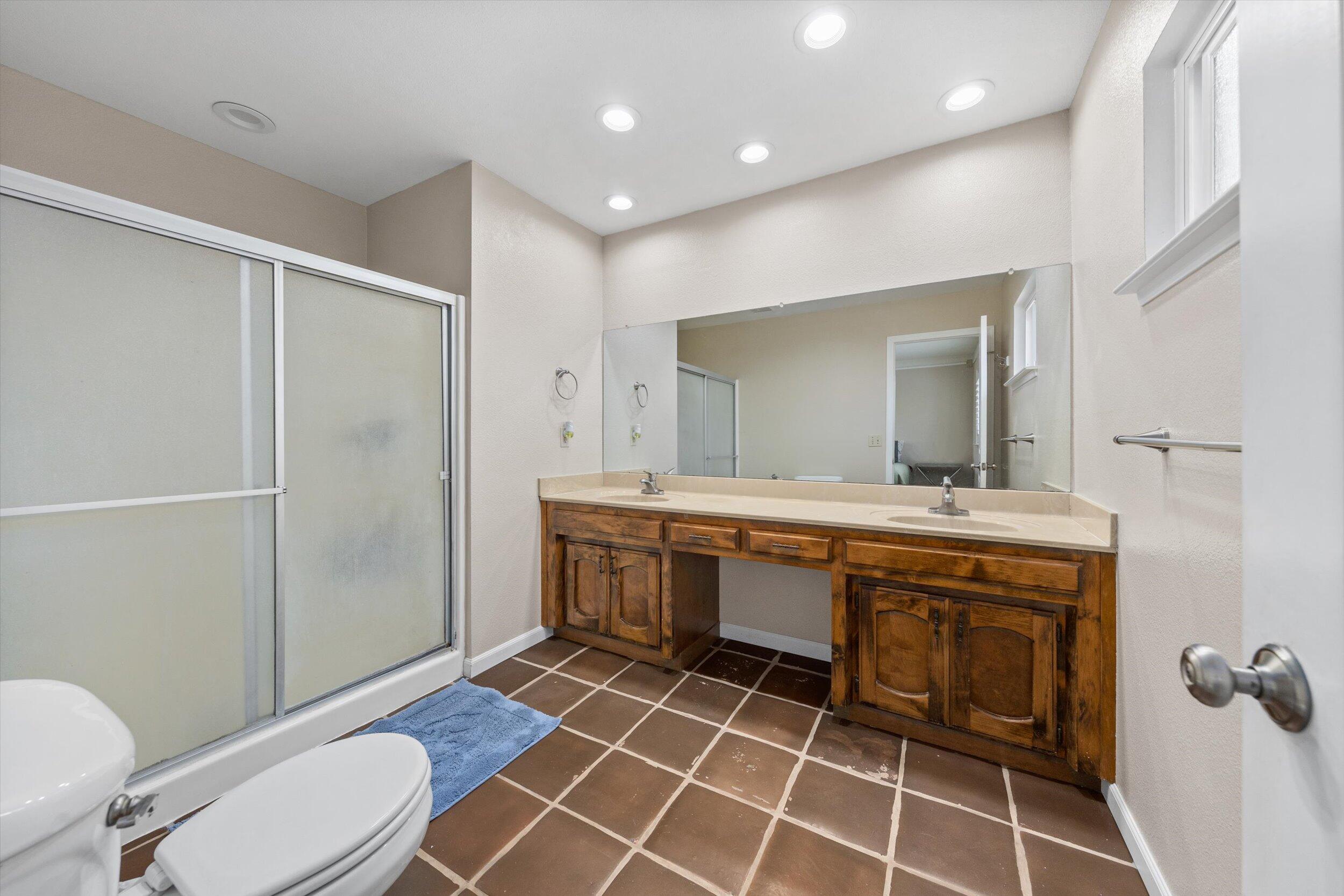 150 N Silver Maple Way