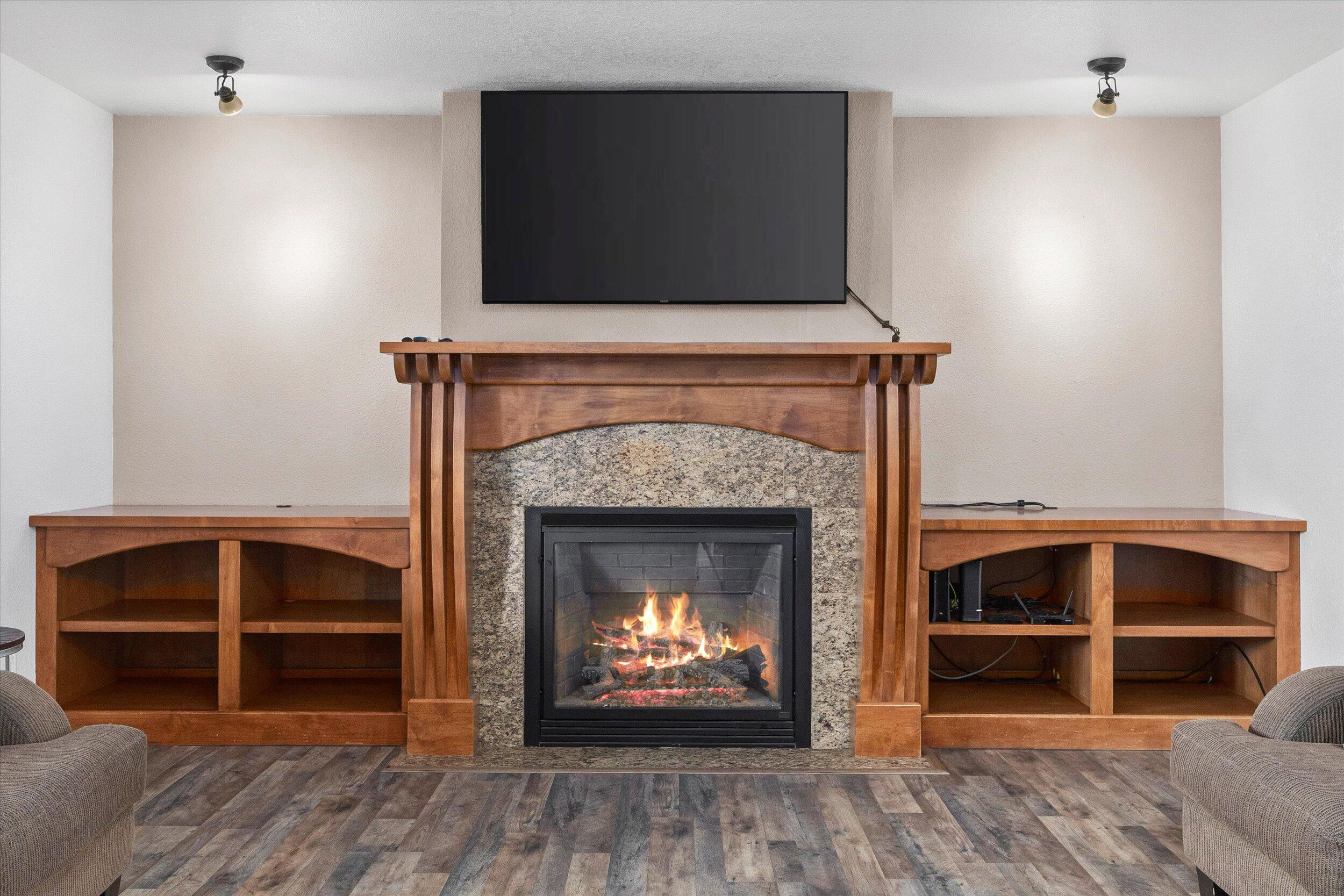 150 N Silver Maple Way