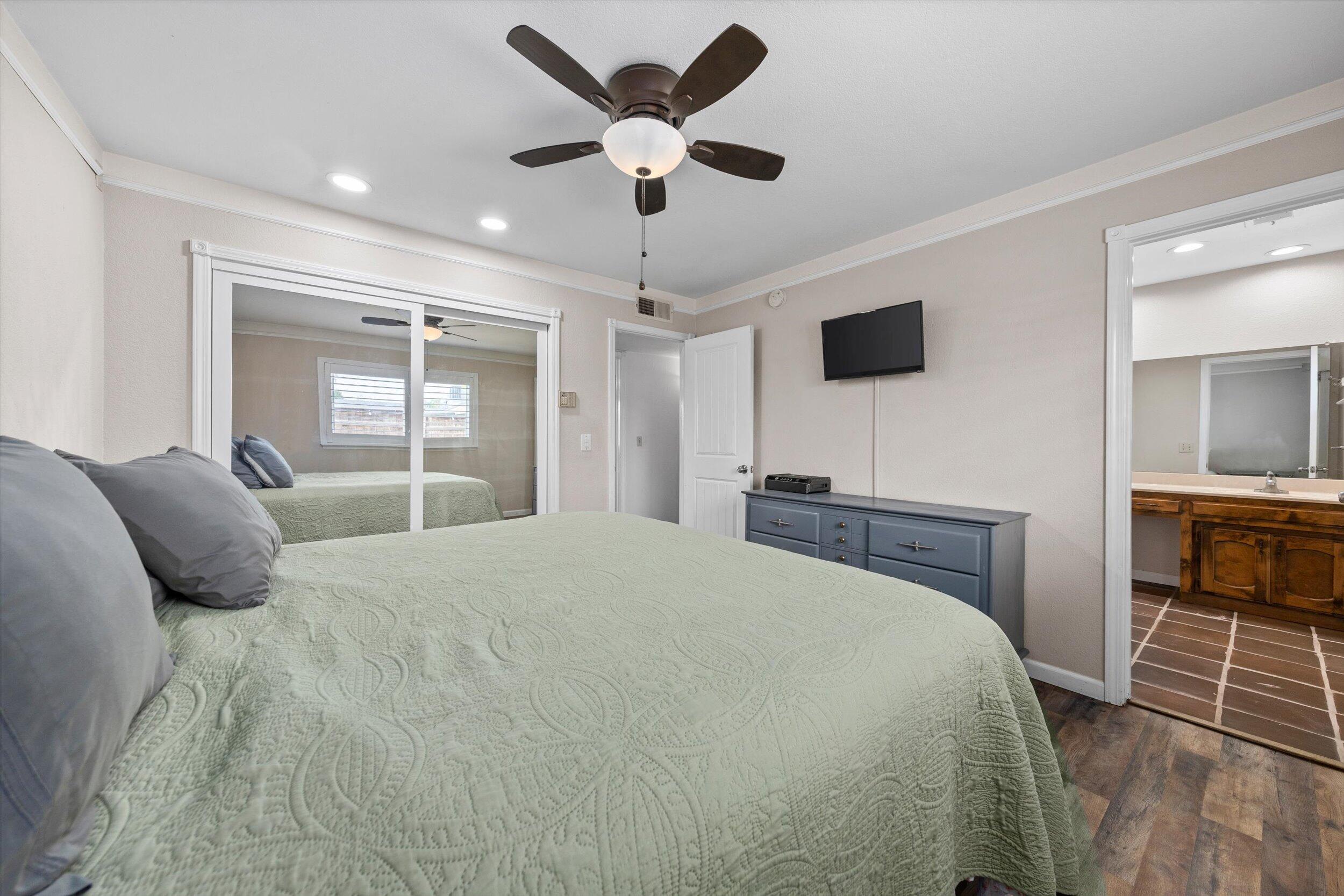 150 N Silver Maple Way