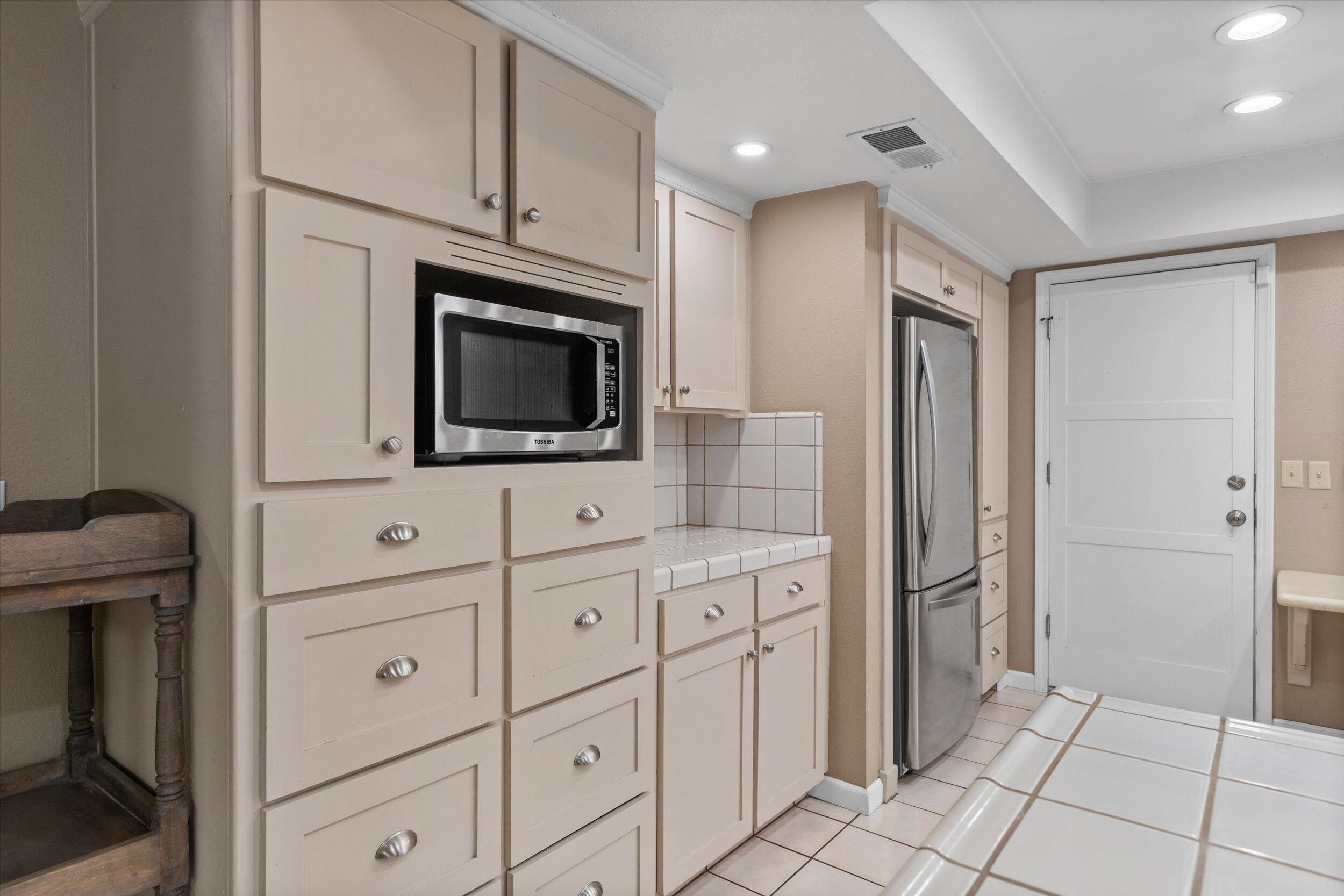 150 N Silver Maple Way