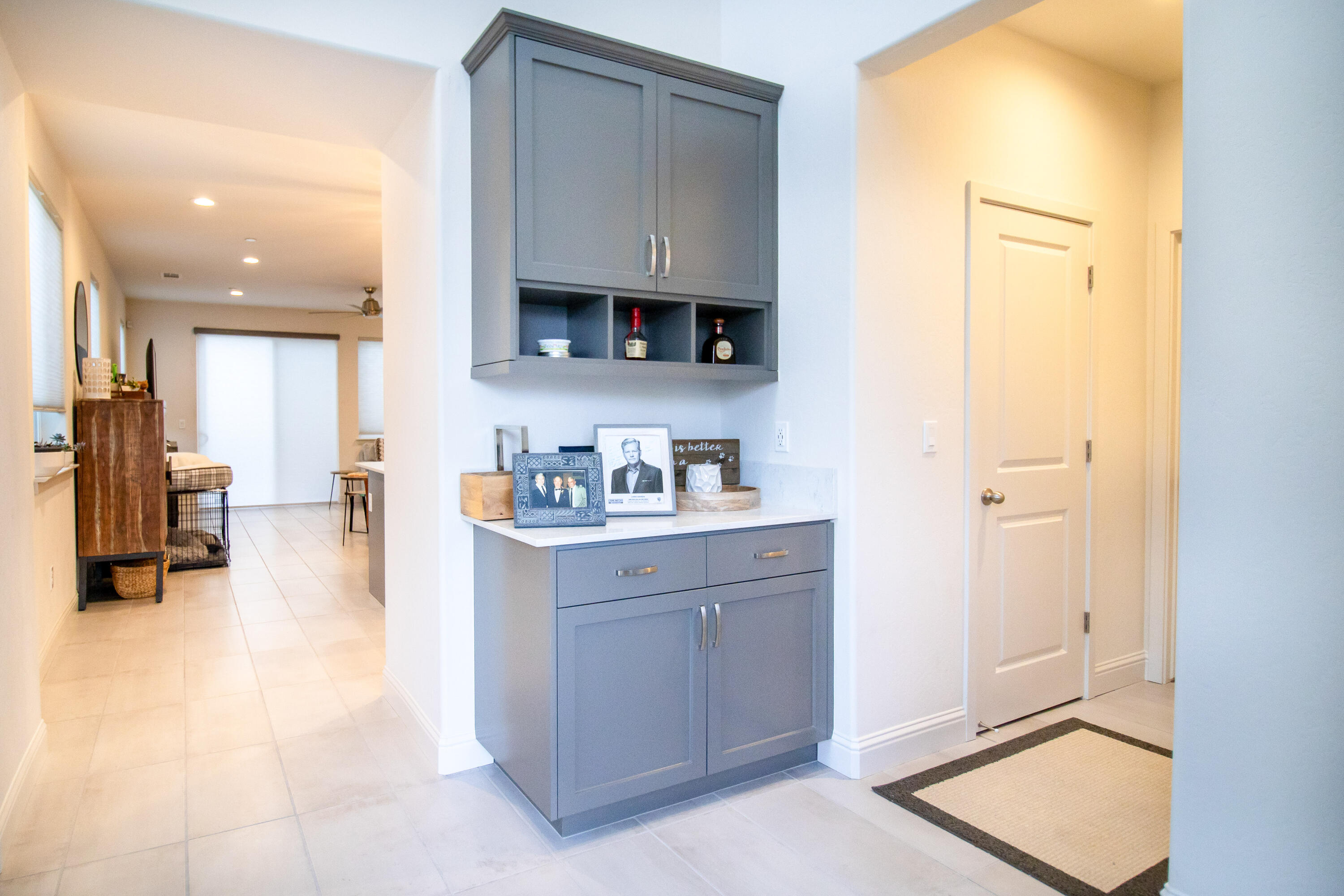 3331 W Venice Avenue