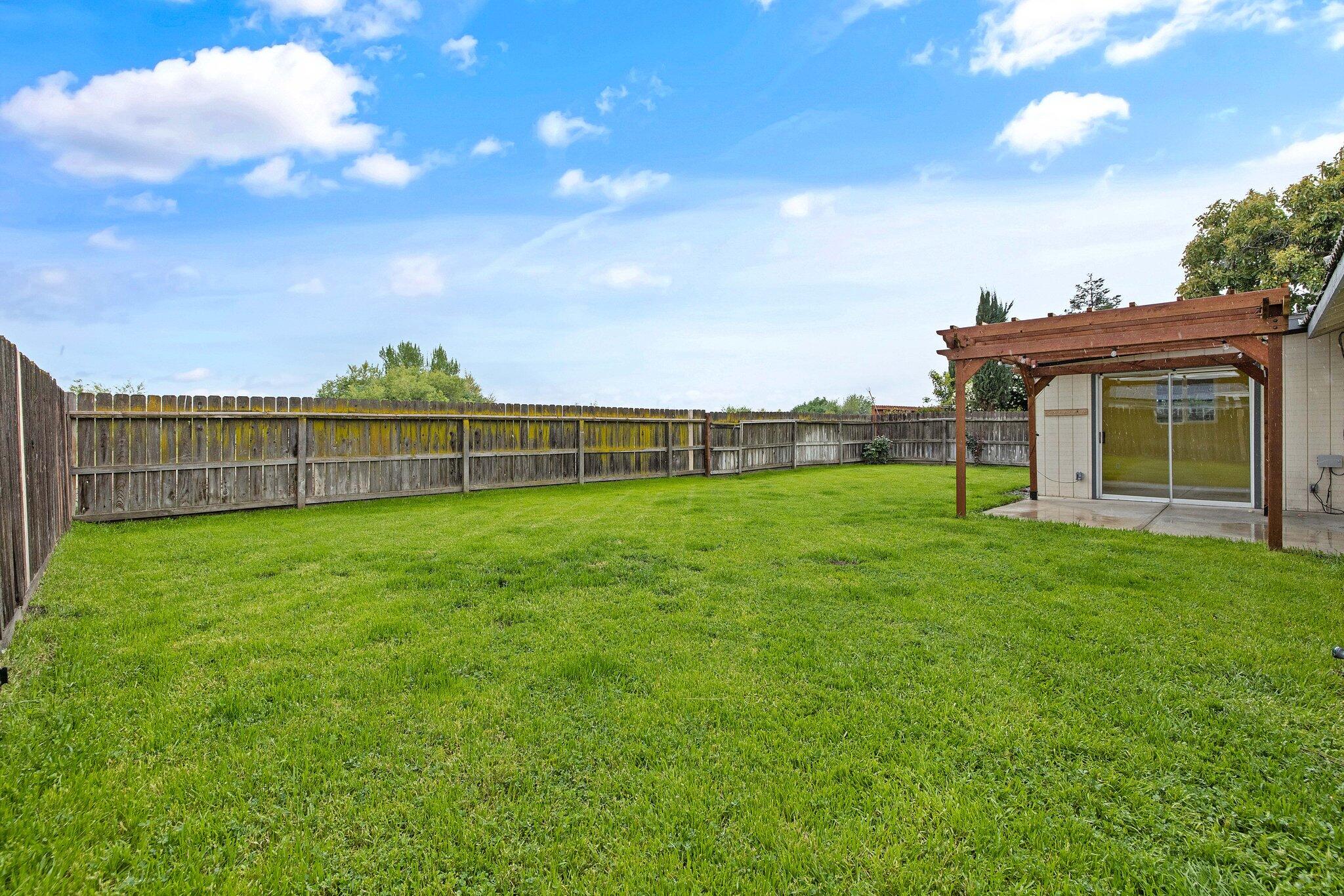 1677 River Springs Avenue