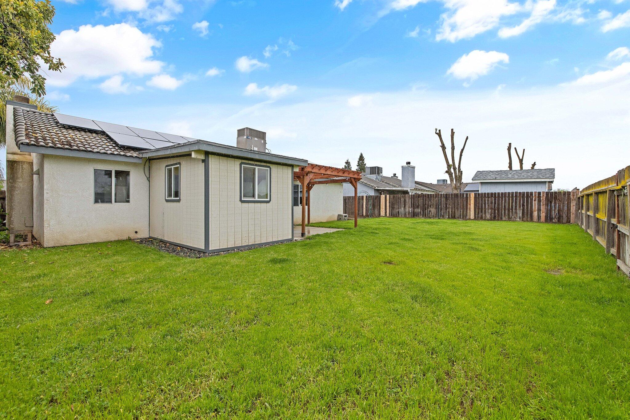 1677 River Springs Avenue