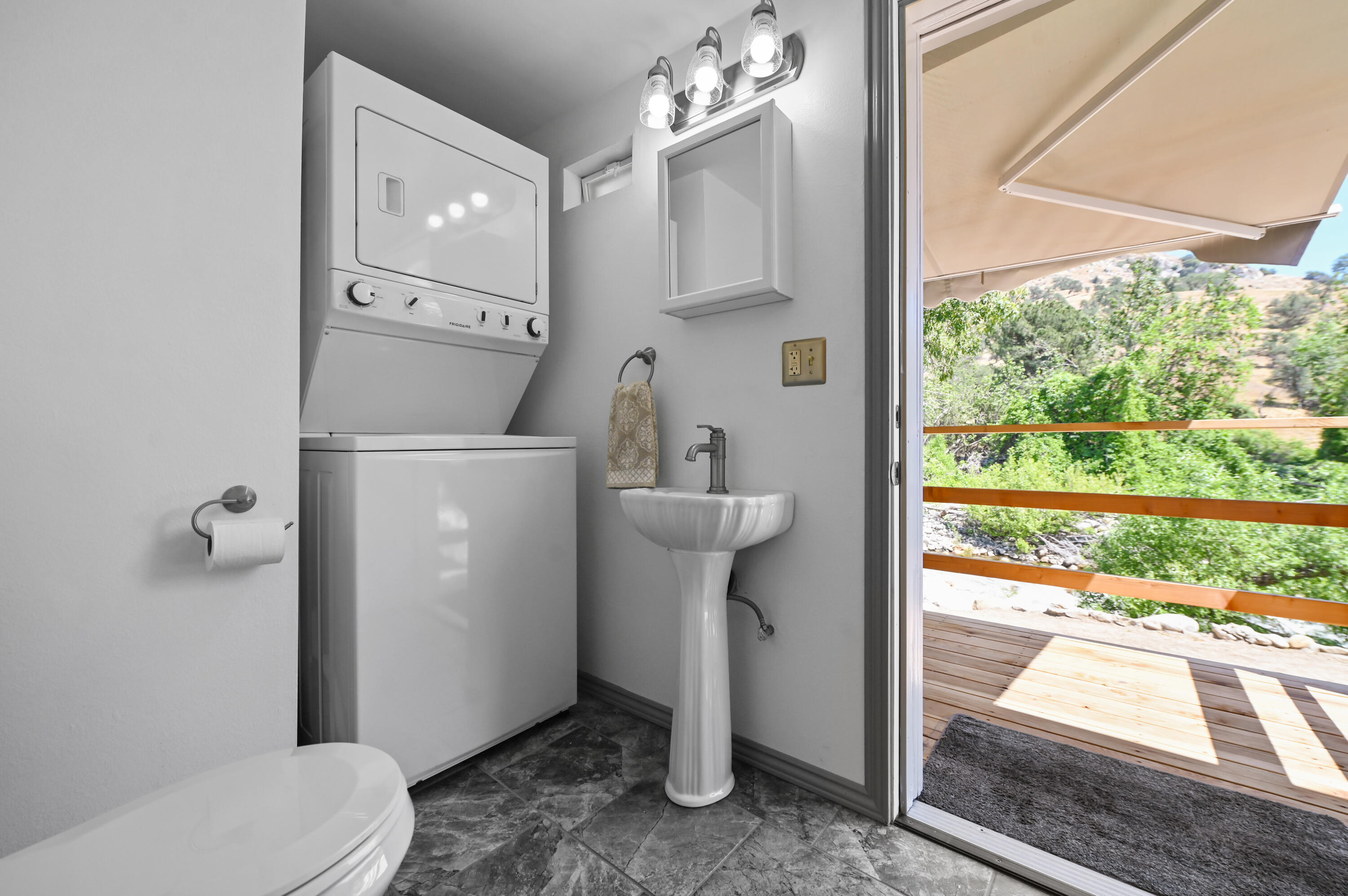 35279 Tule River Drive