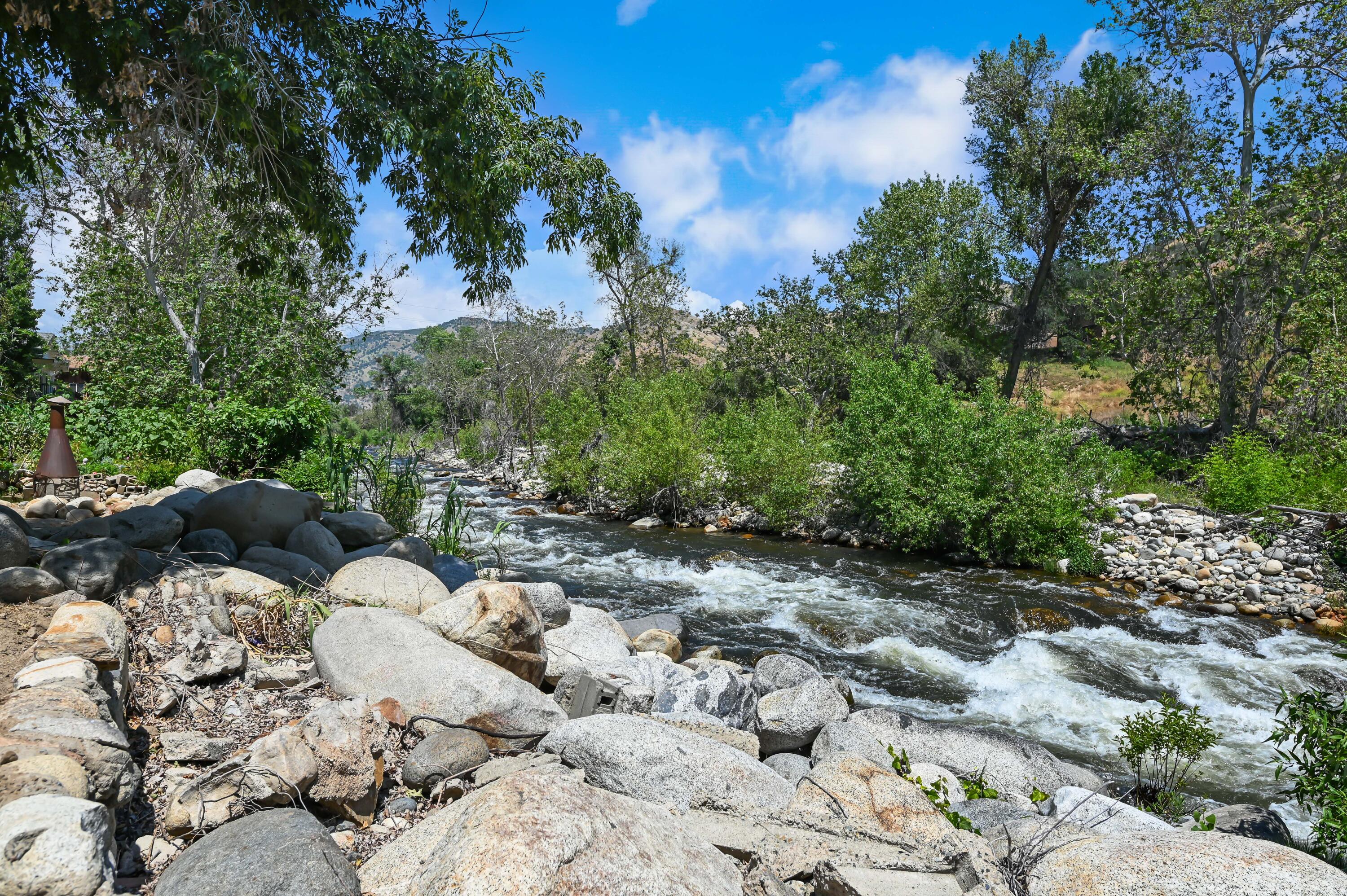 35279 Tule River Drive