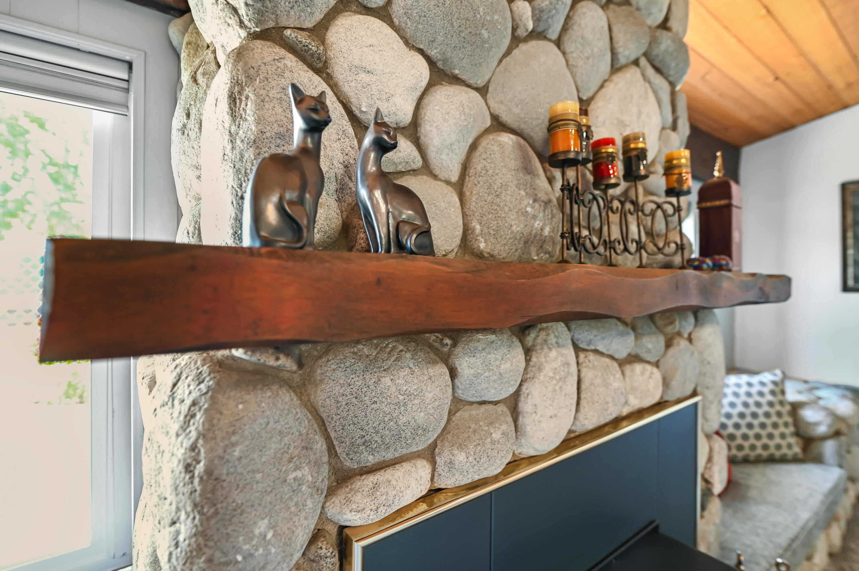 35279 Tule River Drive