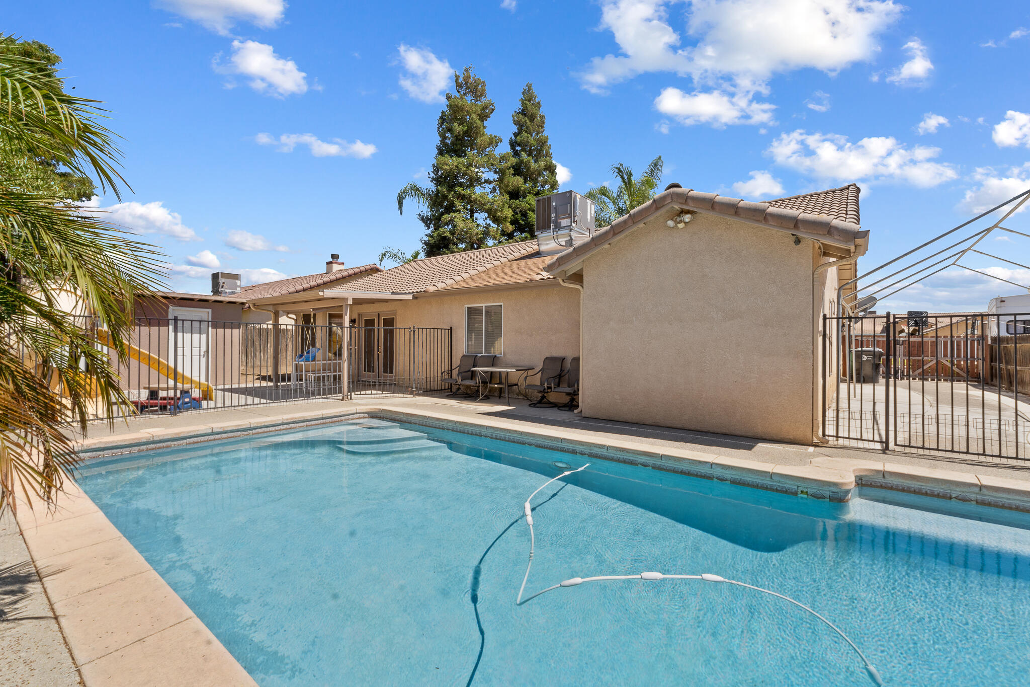 1636 River Springs Avenue