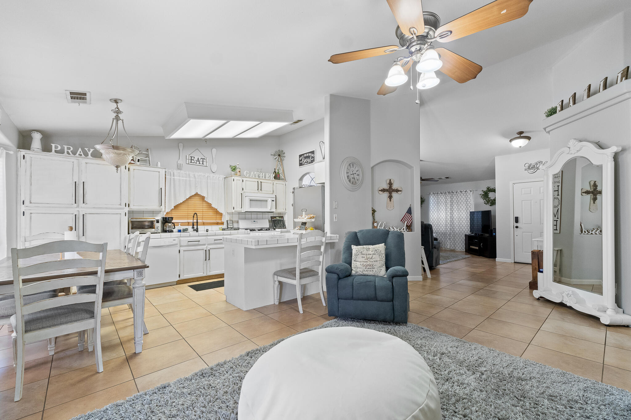 1636 River Springs Avenue