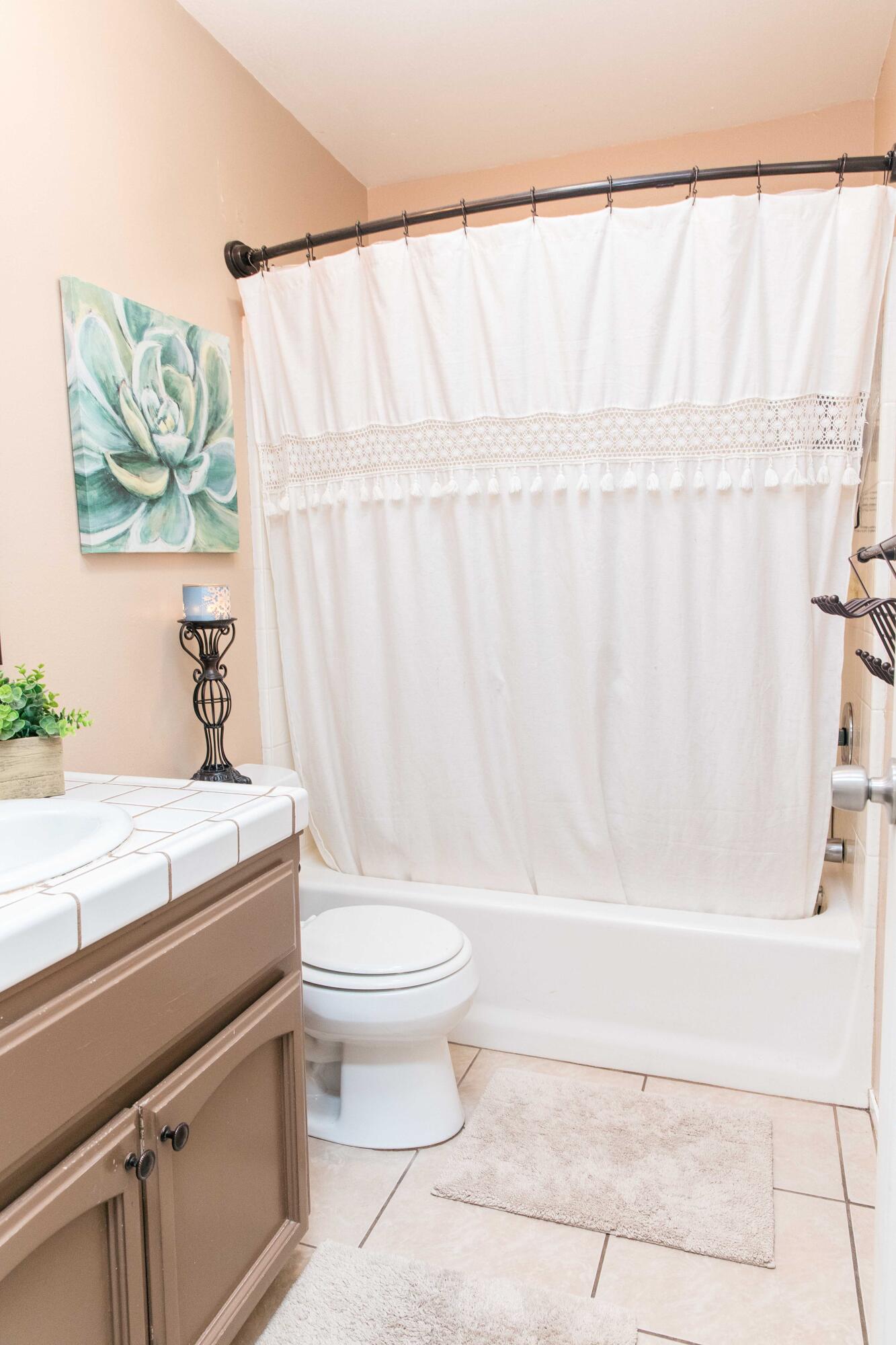 2158 Country View Avenue